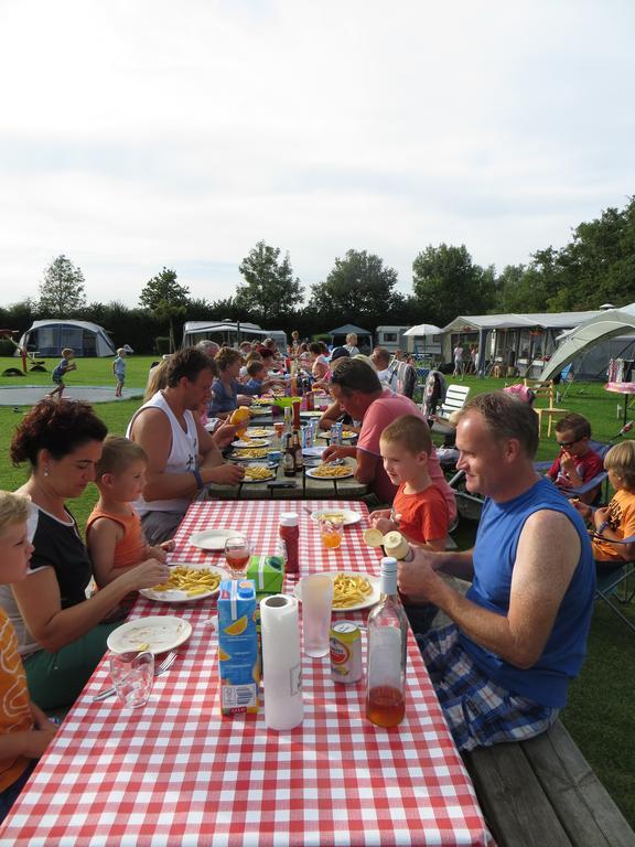 Boerderijcamping Plantlust วีเร ภายนอก รูปภาพ